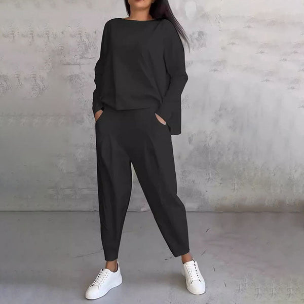 CELIA - SWEATSHIRT AND STRAIGHT JOGGER SET